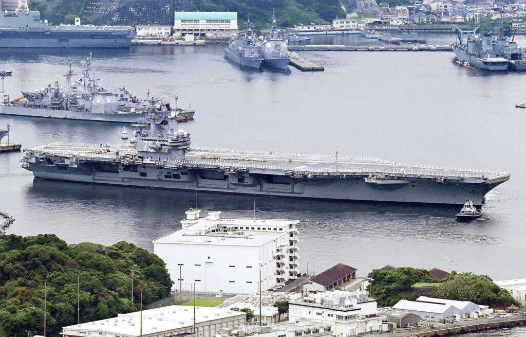 【神奈川】原子力空母ロナルド・レーガンが離日　同型空母ジョージ・ワシントンと交代へ